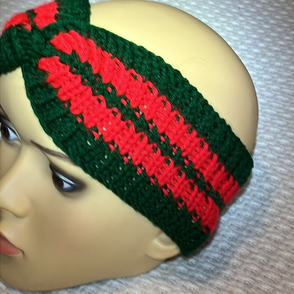 HandKnit Winter twisted Headband Red and Green Striped Size S warm ears - Picture 5 of 6